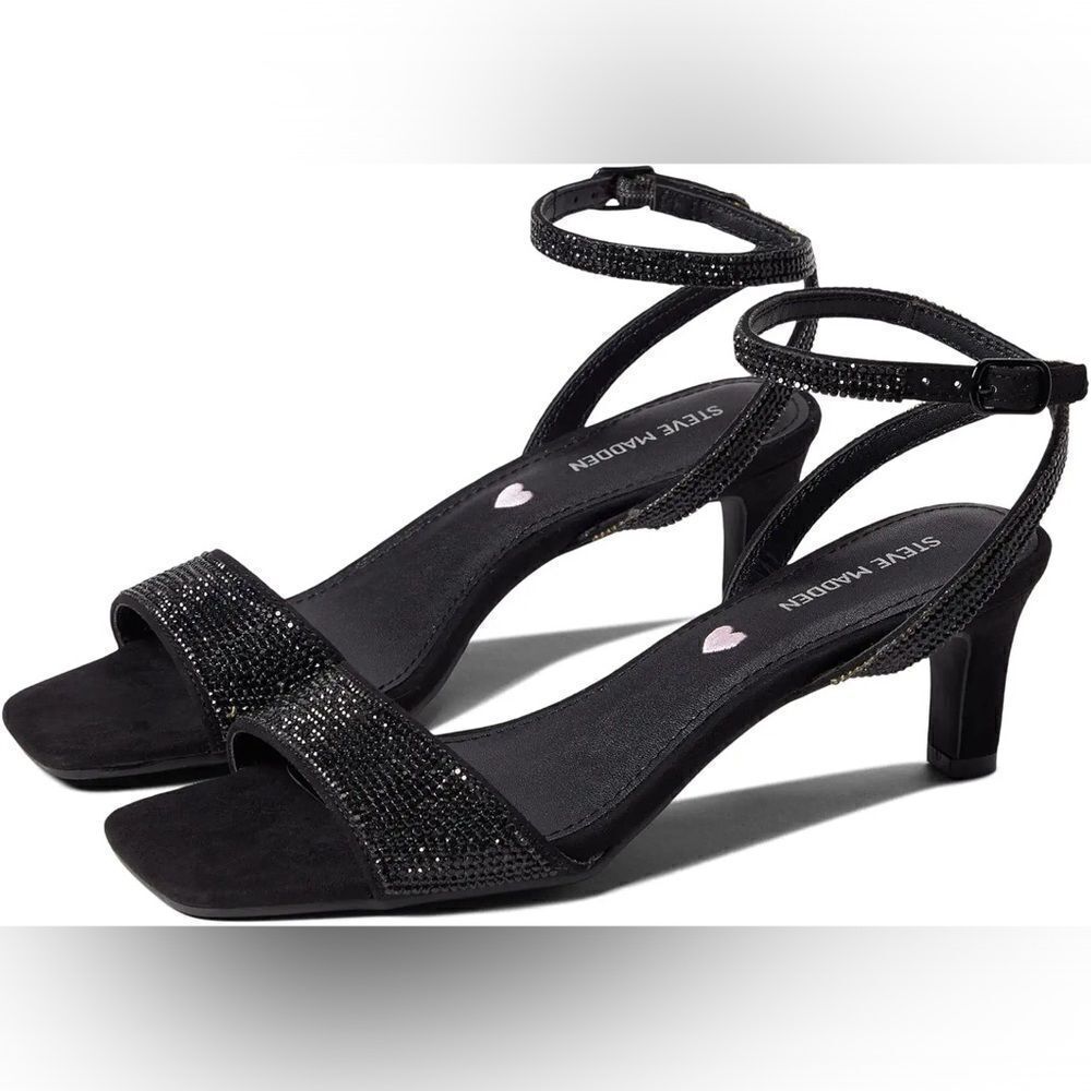 Steve Madden Kids

Skyla (Little Kid/Big Kid) sz 5